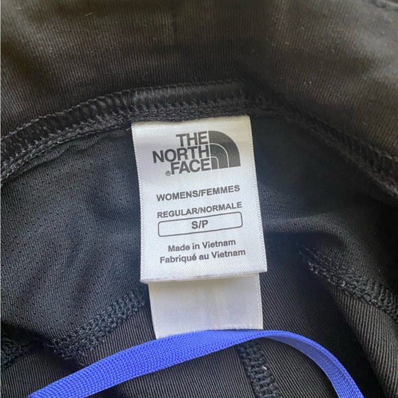 North Face Women’s Yoga Pants - Picture 3 of 3